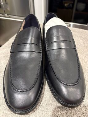 Men’s Banana Republic Leather Penny Loafers with Ortholite Cushioning New size 1